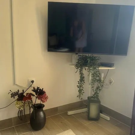 Apartament Strawberry 3 *