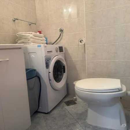 Strawberry 3 Apartament