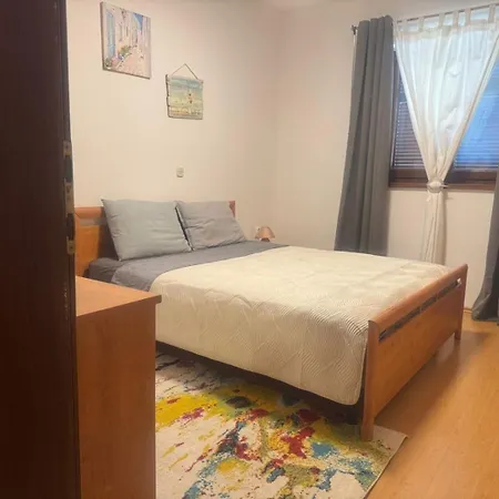 Apartament Strawberry 3 *